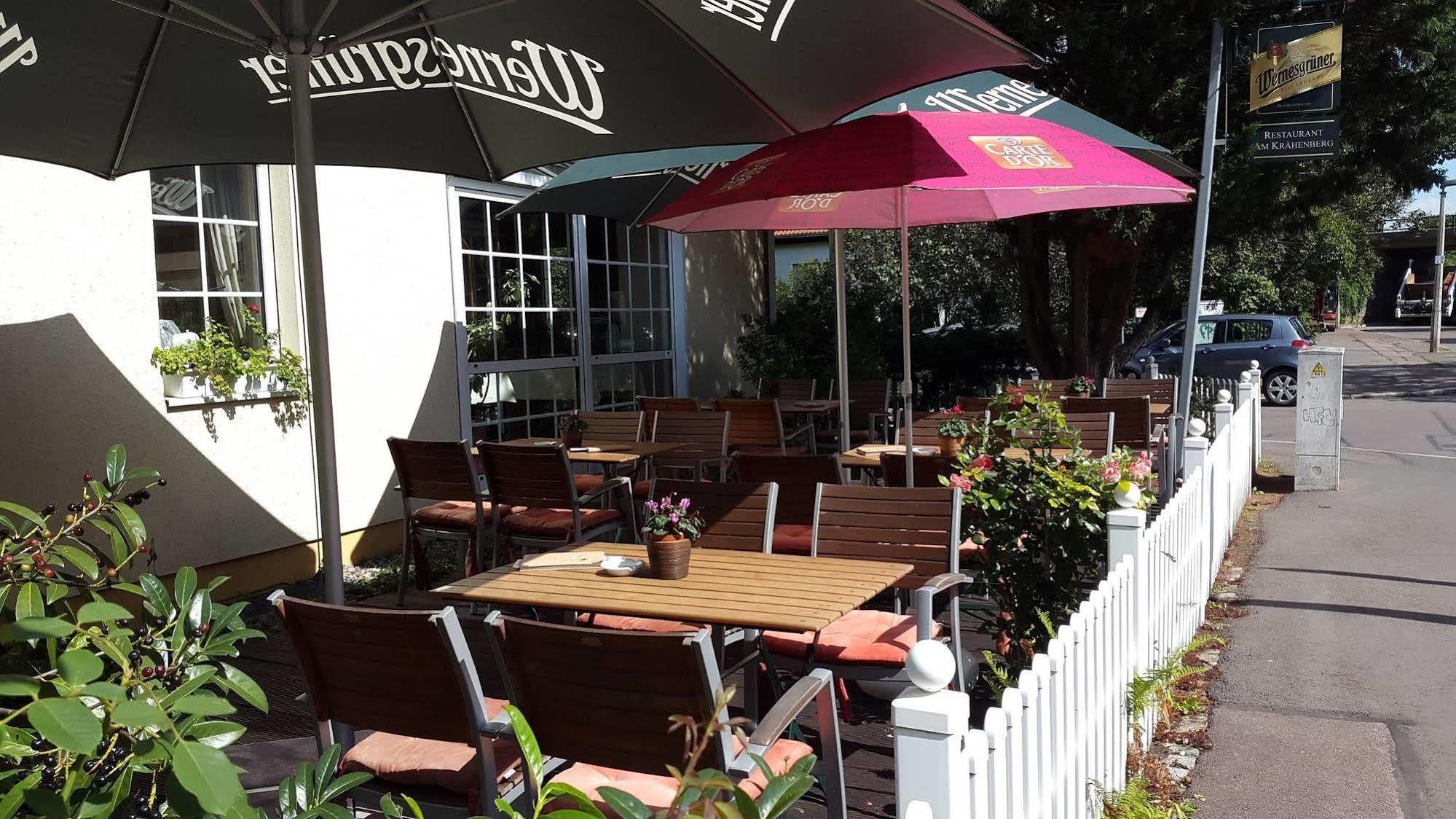 Pension & Cafe Am Kraehenberg Halle  المظهر الخارجي الصورة